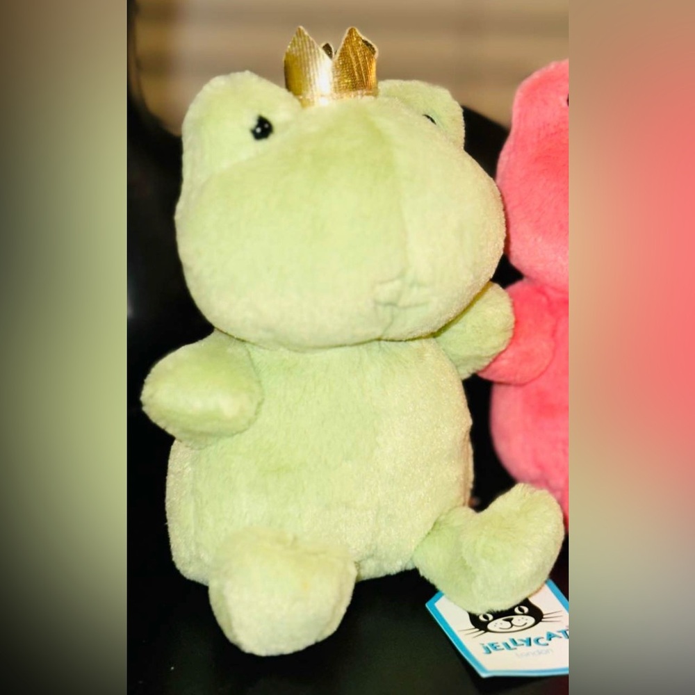 Green crowning croaker / frog jellycat NWT retired